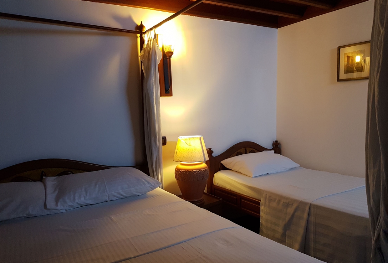 858.jpg